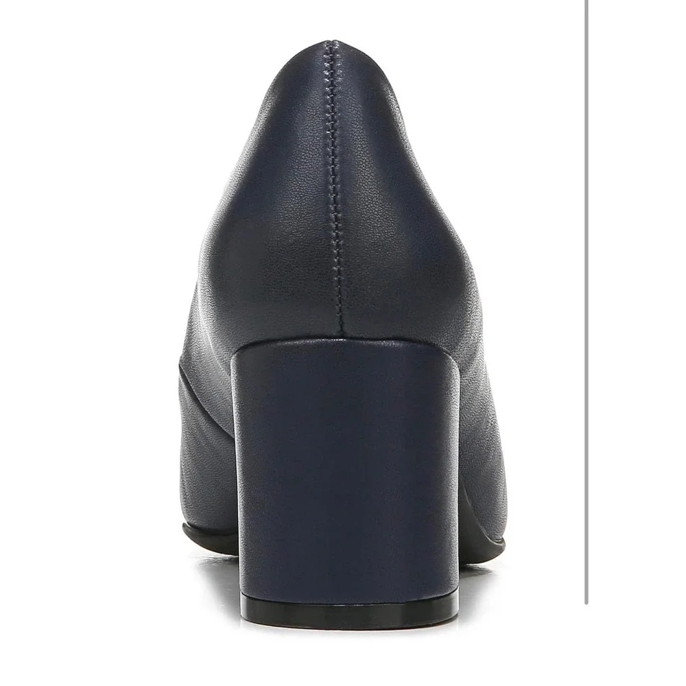 Naturalizer Warner Navy Blue Square Toe Block Heel Pumps Womens Size 10M Comfort
